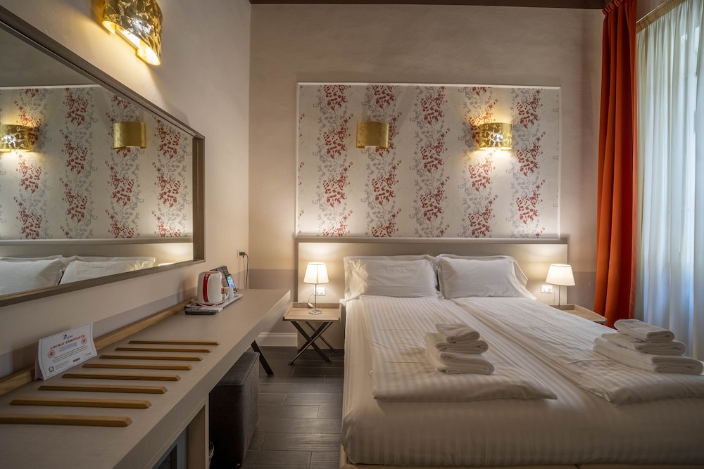 Basic Double or Twin Room photo 1