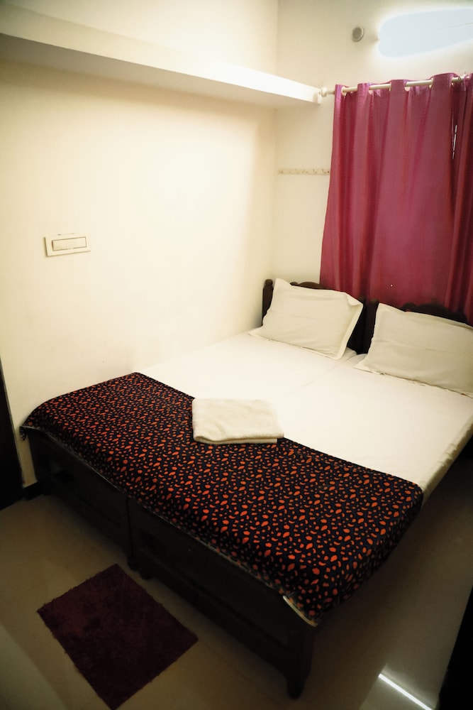 Budget single room non AC room