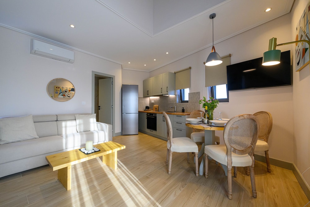 Luxury Suite (Catherine, First Floor) photo 1