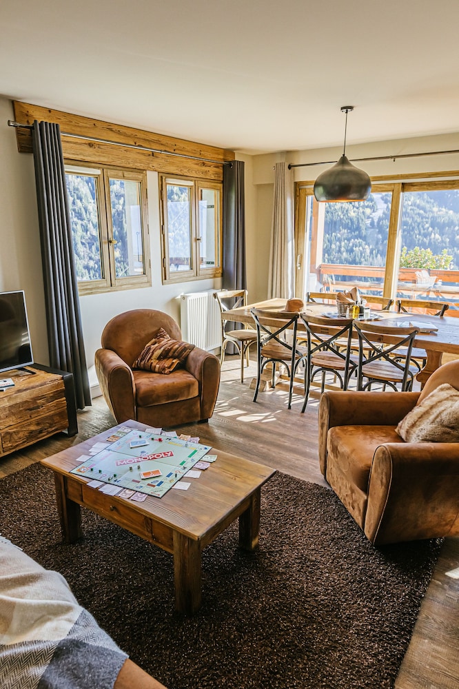 Deluxe Apartment, 3 Bedrooms, Mountain View photo 3