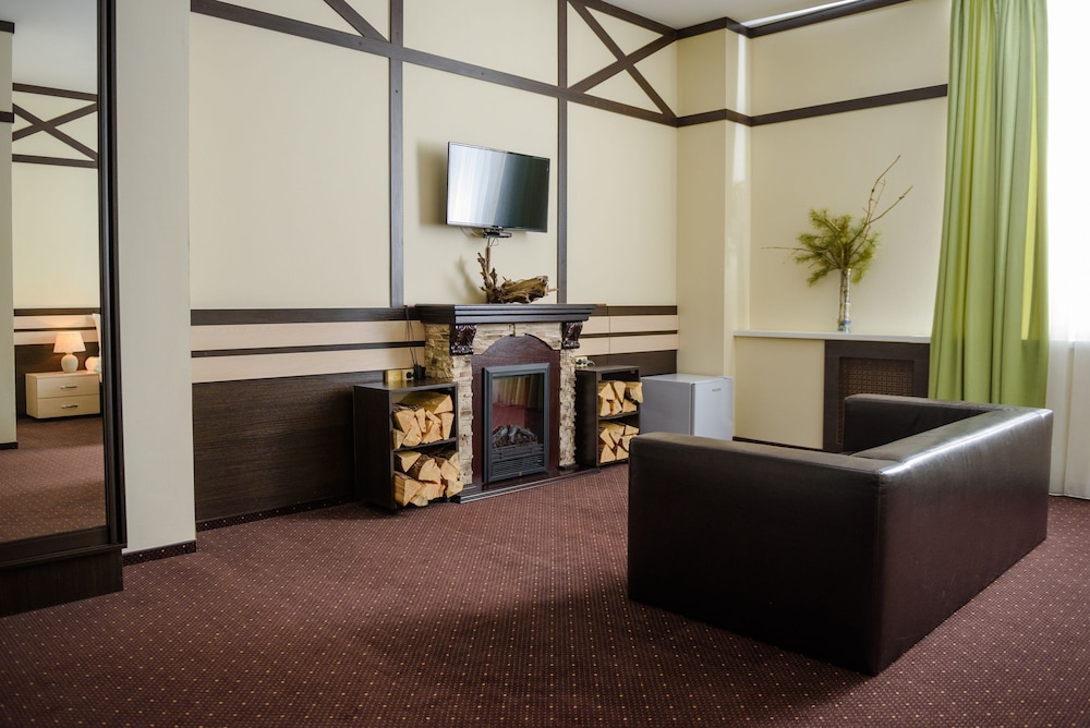 Romantic Room, 1 King Bed, Non Smoking, Valley View photo 2