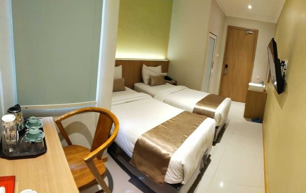 Business Room, 2 Twin Beds - Photo 3