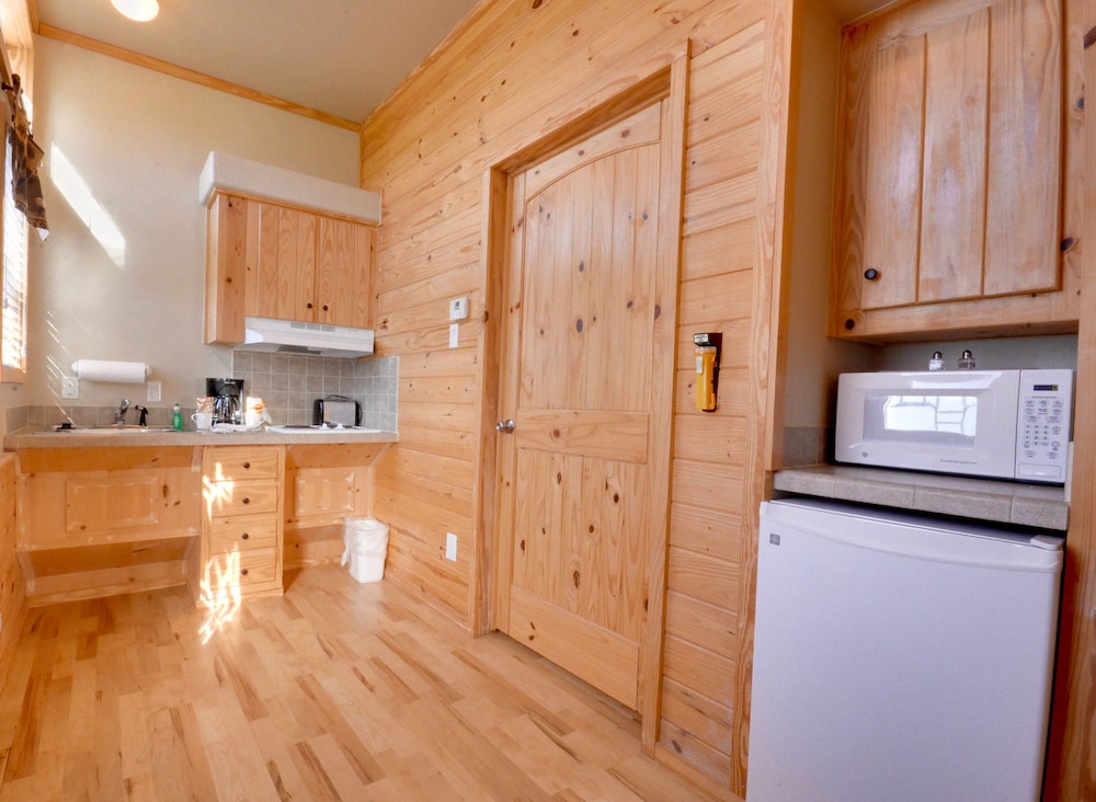 Cabin, Accessible, Kitchenette (Pet Friendly) photo 3