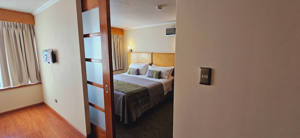 Superior Studio Suite - Photo 20