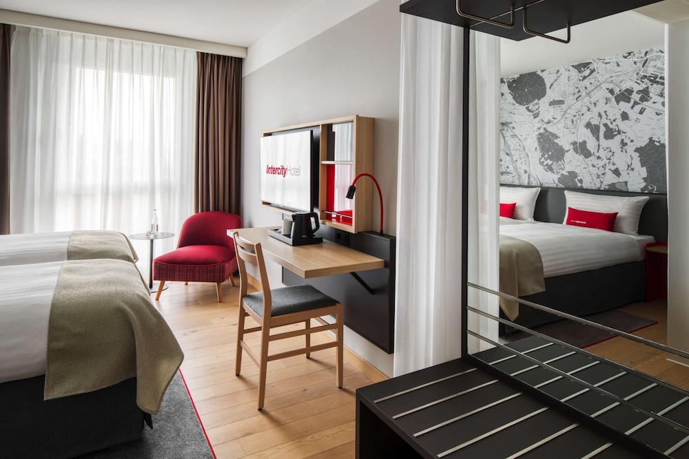 Business Twin Room - Photo 5