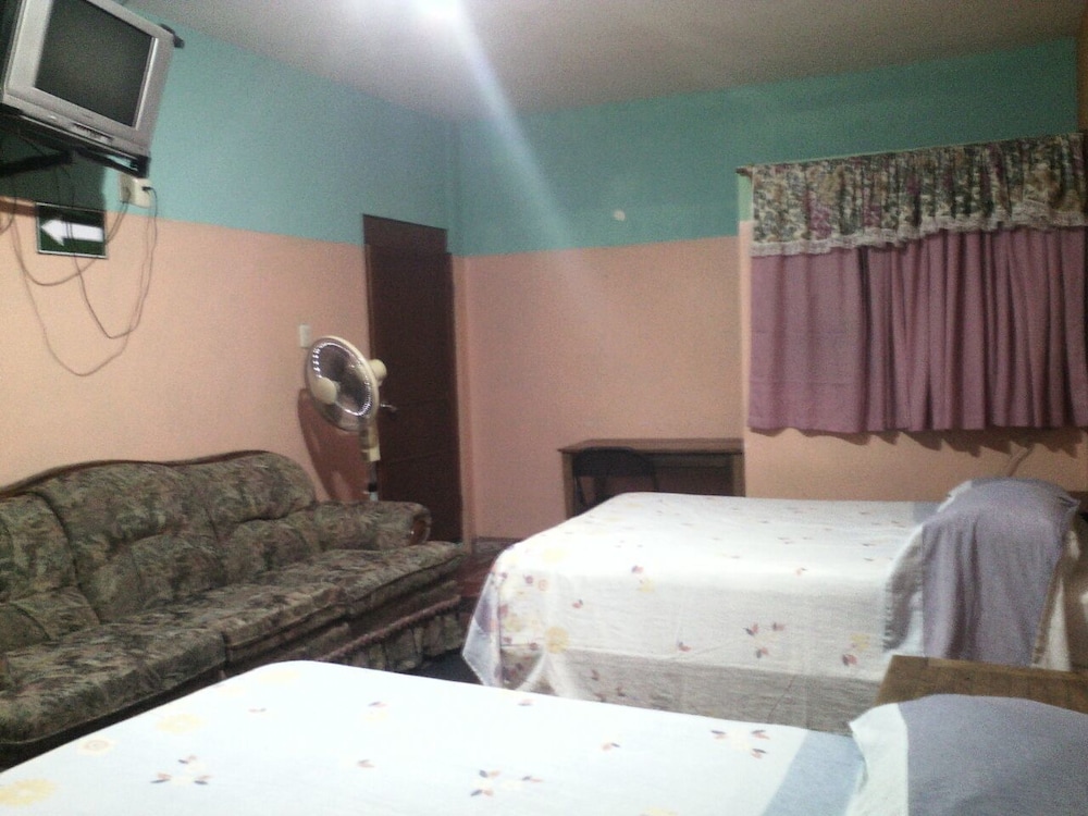 Family Quadruple Room photo 1