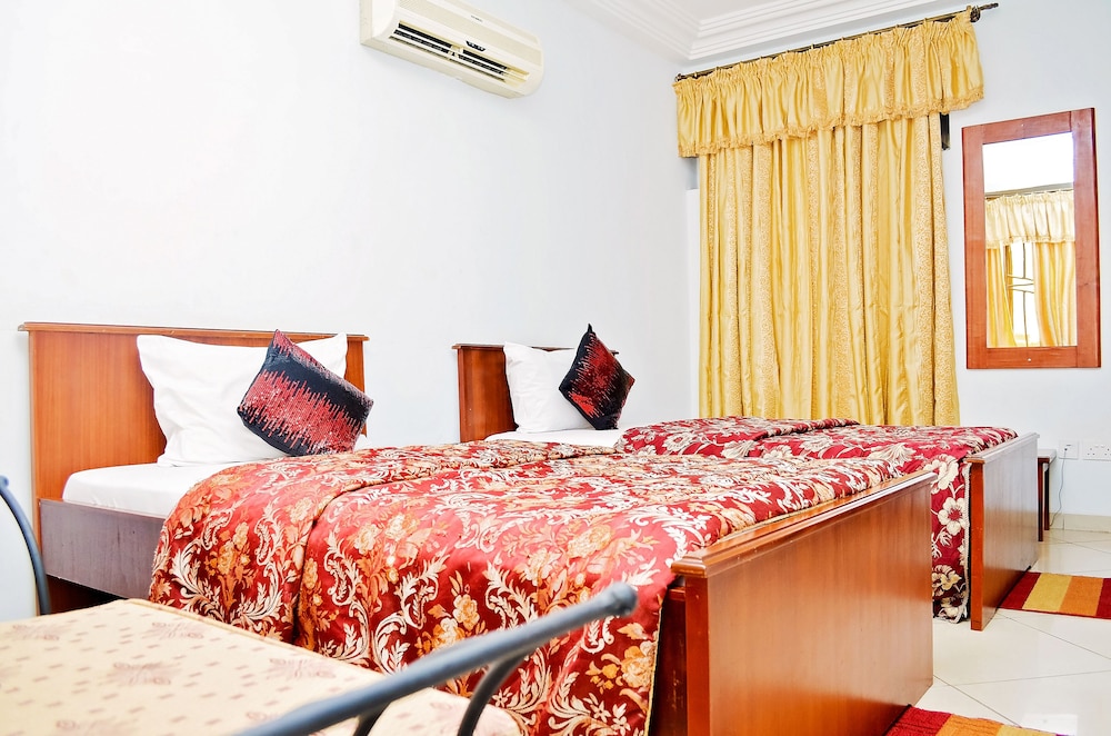Deluxe Twin Room photo 2