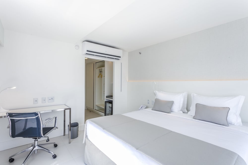 Deluxe Room, 1 King Bed with Sofa bed
