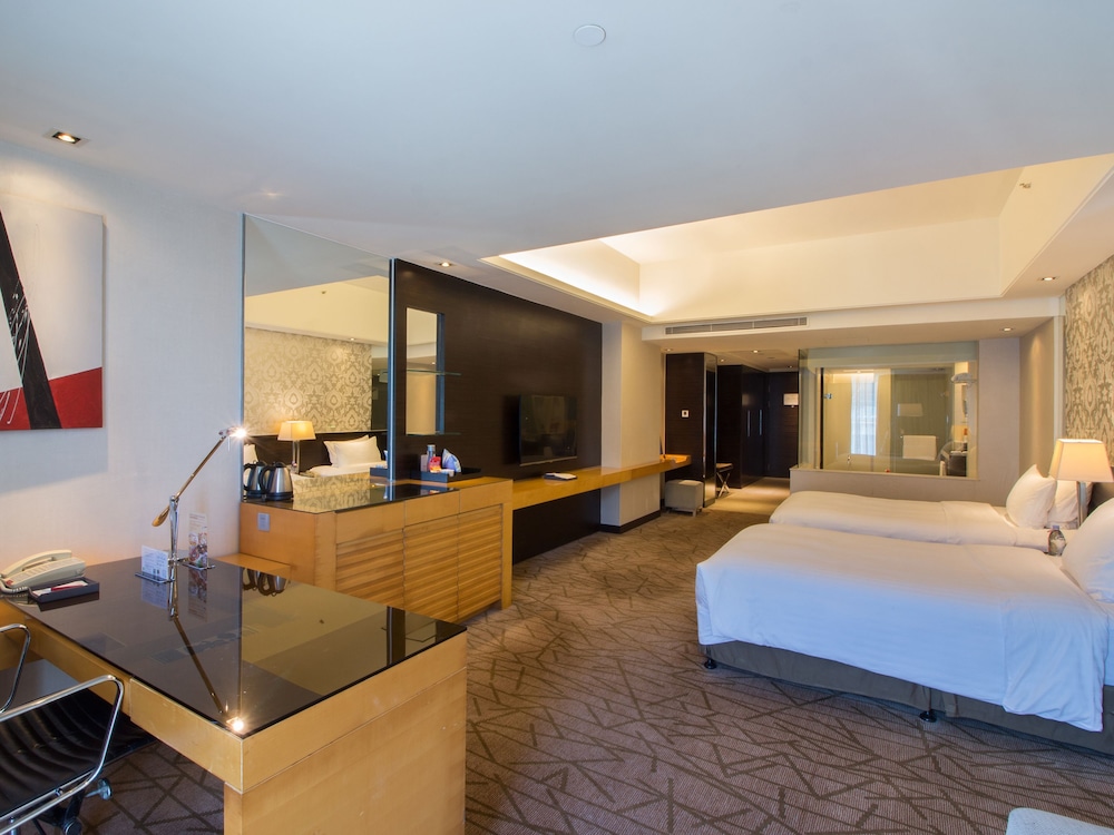 Deluxe Room, 2 Double Beds
