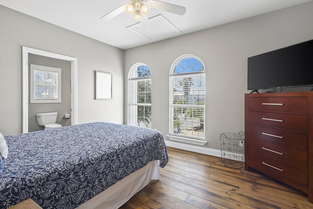 House, 4 Bedrooms