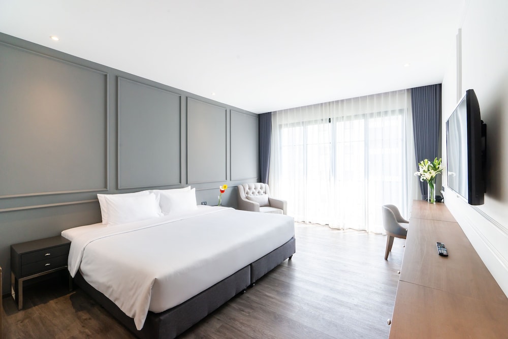 Deluxe Double Room, 1 King Bed - Photo 1