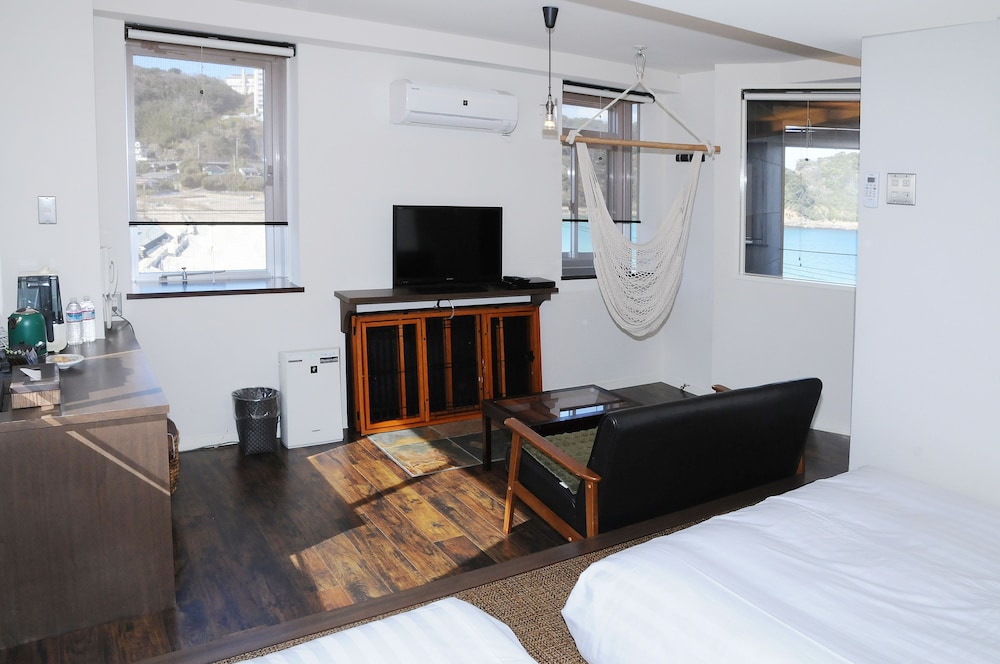 Room (401) photo 1