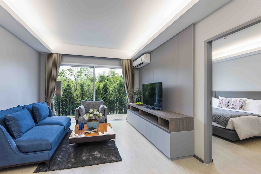 Apartment, 2 Bedrooms, City View photo 2