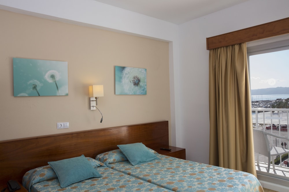 Double Room, Balcony, Partial Sea View - Photo 5