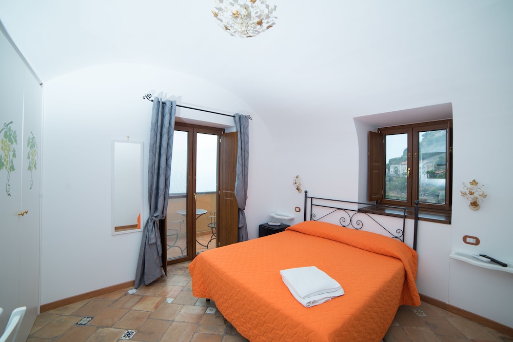 Double Room, 1 Queen Bed, Sea View (Tronto 2)