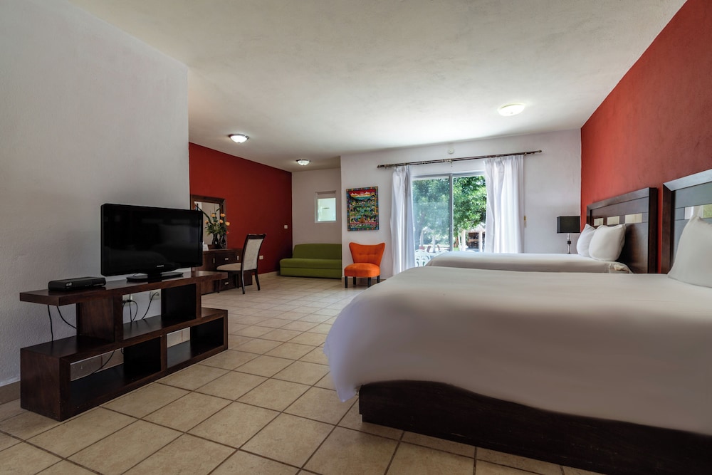 Junior Double Room, 2 Double Beds photo 2
