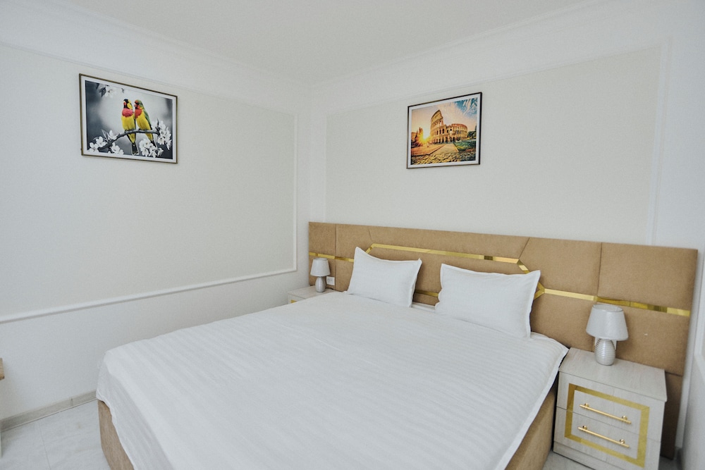 Classic Double Room, Courtyard View
