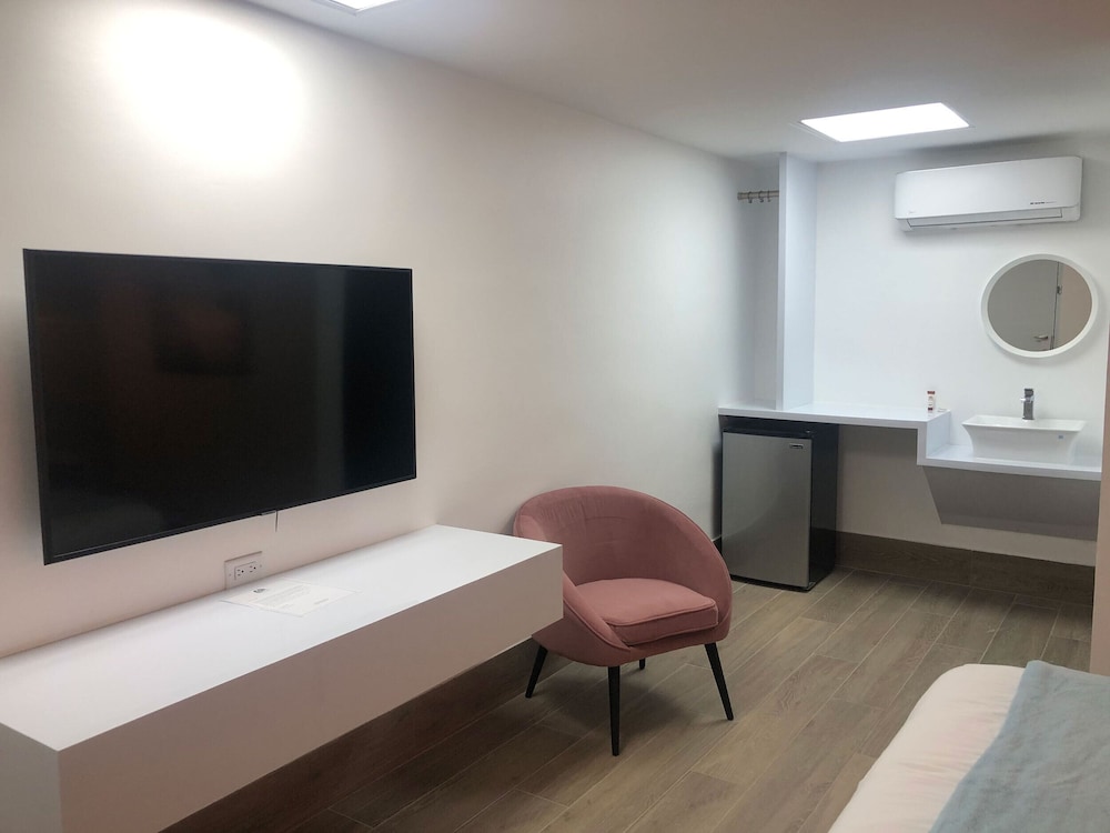 Standard Single Room photo 2