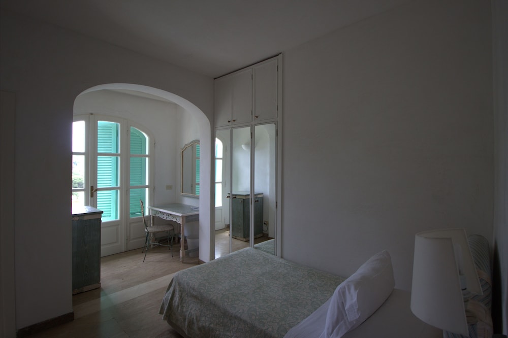 Single Room, Sea View photo 1