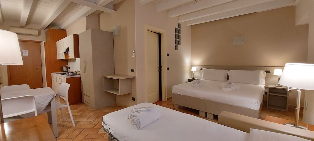 Basic Studio (con Parco Termale - 3 pax)