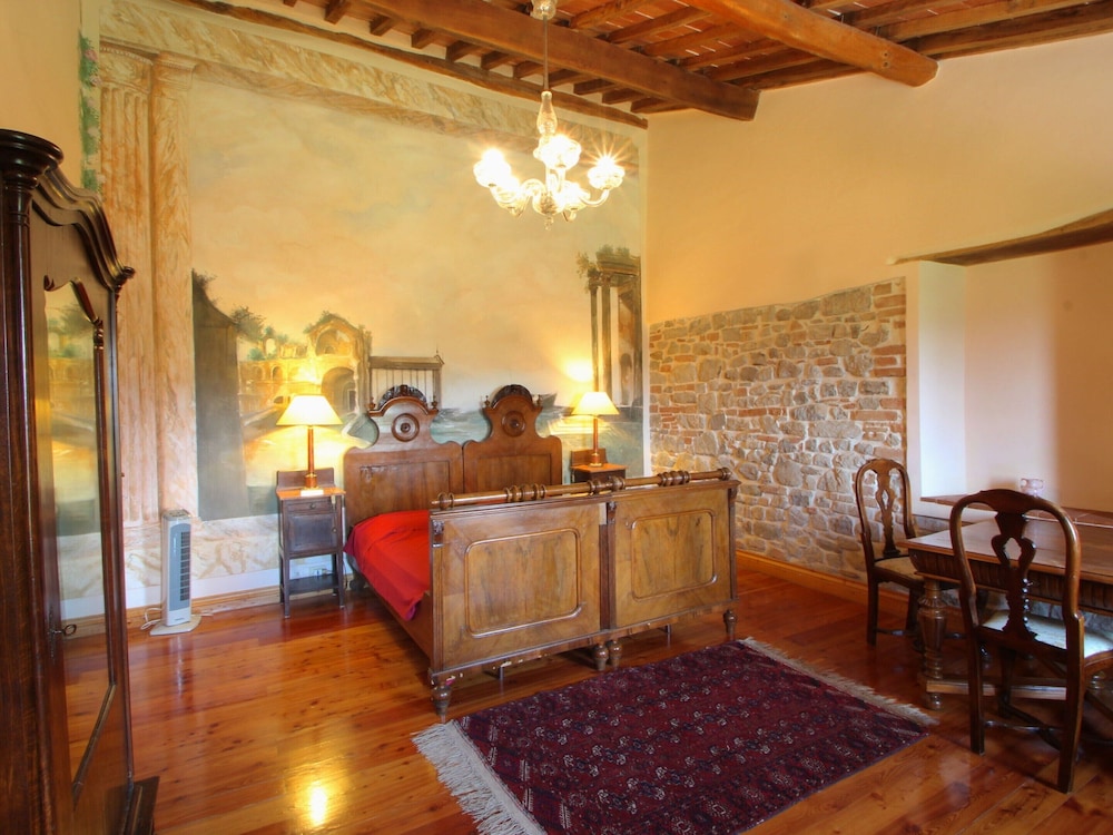 Villa photo 3