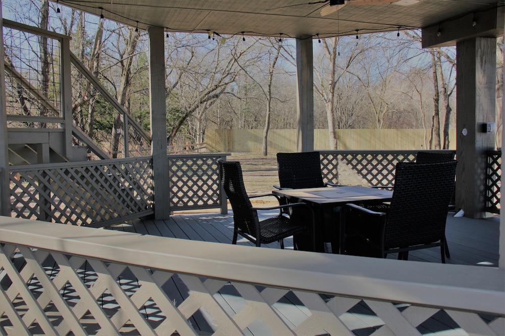 Treehouse photo 2