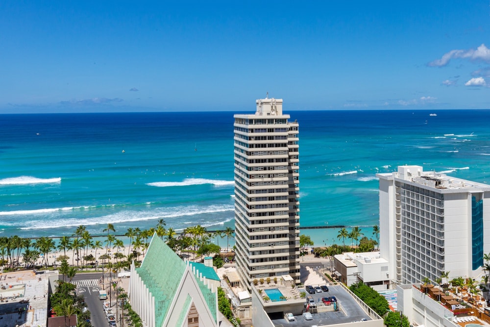 High Floor Ocean View Condo w/ 2 Beds and Parking: Family Condo, 1 Bedroom, Air conditioning, Ocean View (0062) photo