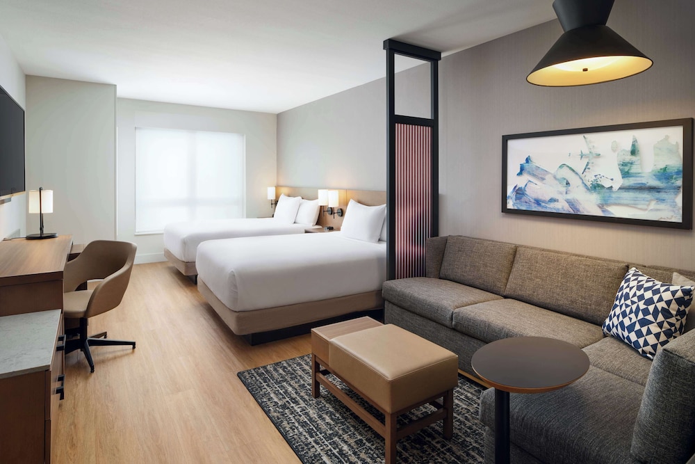 Room, Multiple Beds (High Floor) photo 1