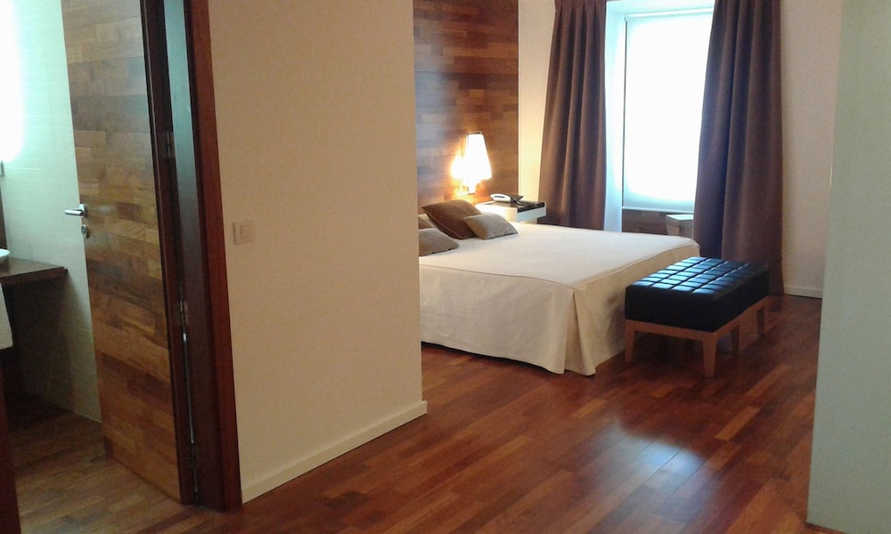 Superior Double or Twin Room photo 2