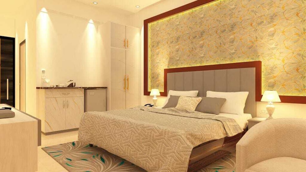 Executive Room - Photo 1