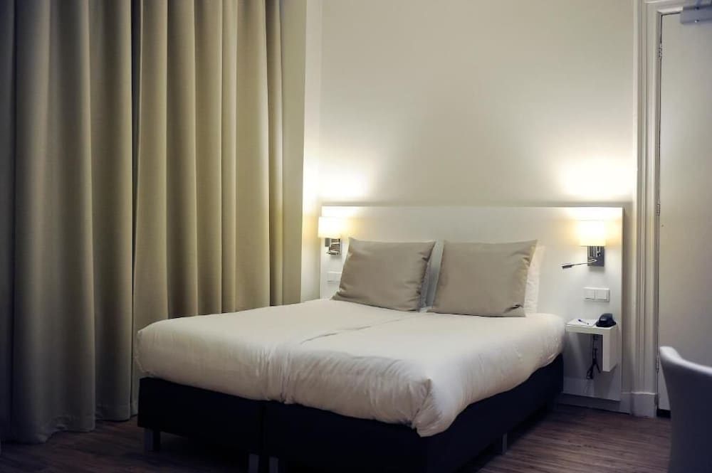 Deluxe Double Room - Photo 4