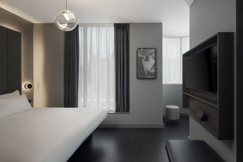 Comfort Room photo 2