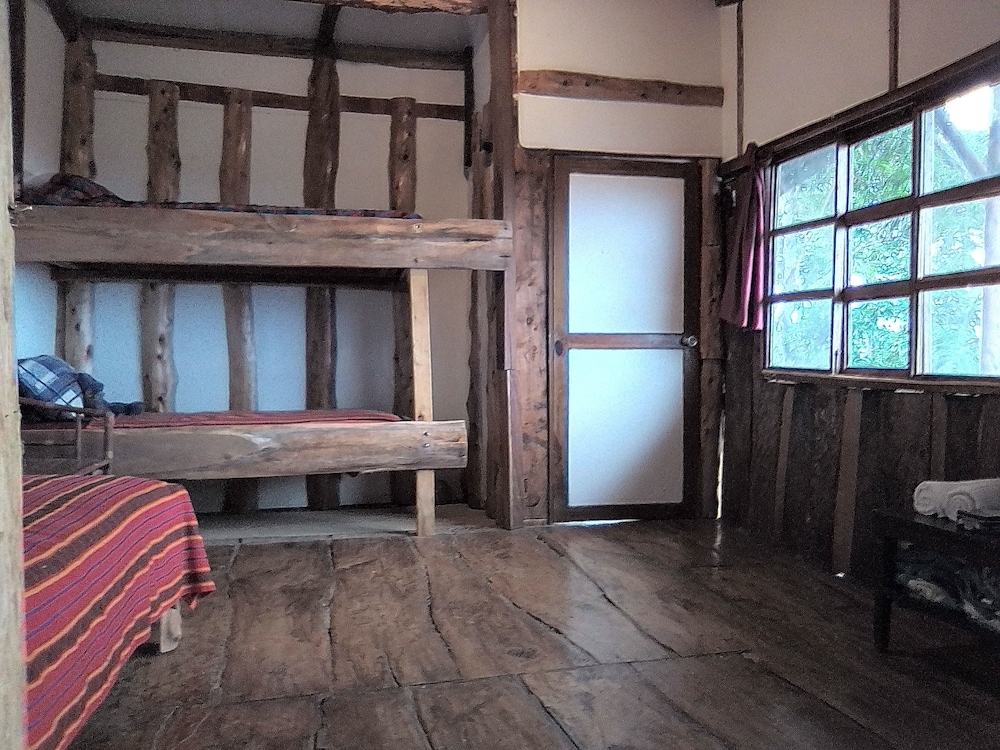 Quadruple Room, Mountain View photo 2