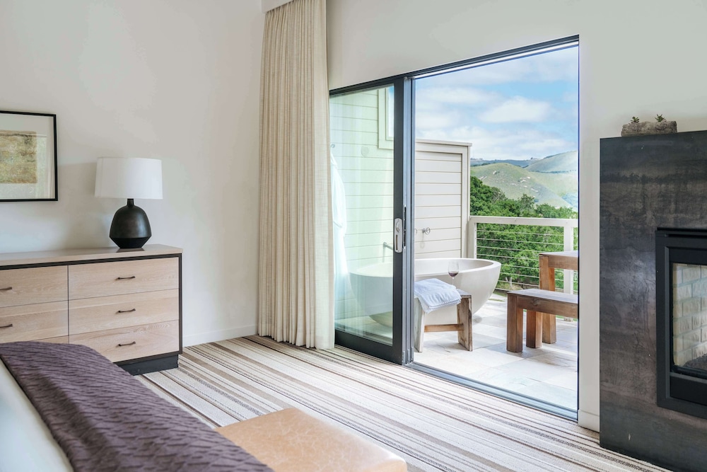 Suite (Vineyard)