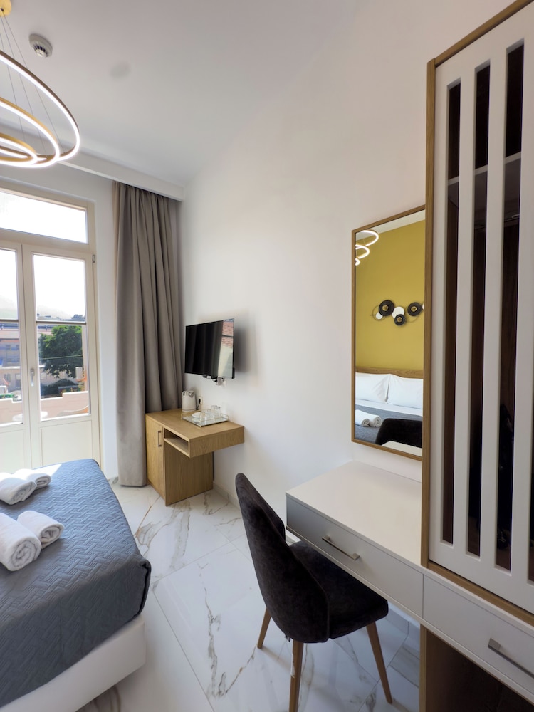 Comfort Double Room, Balcony, City View