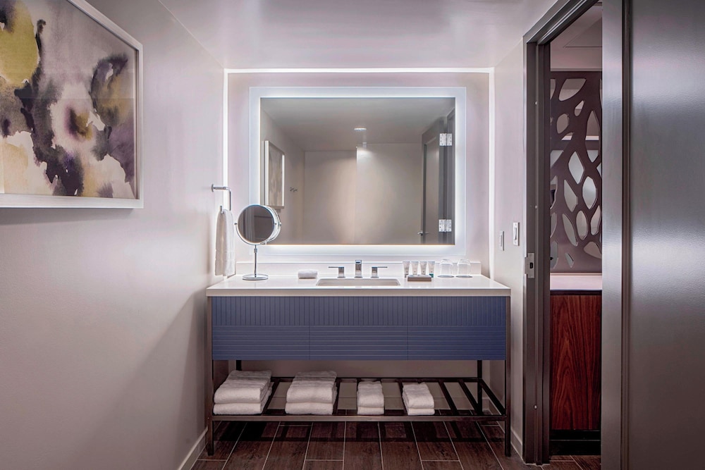Executive Suite, 1 Bedroom - Photo 5