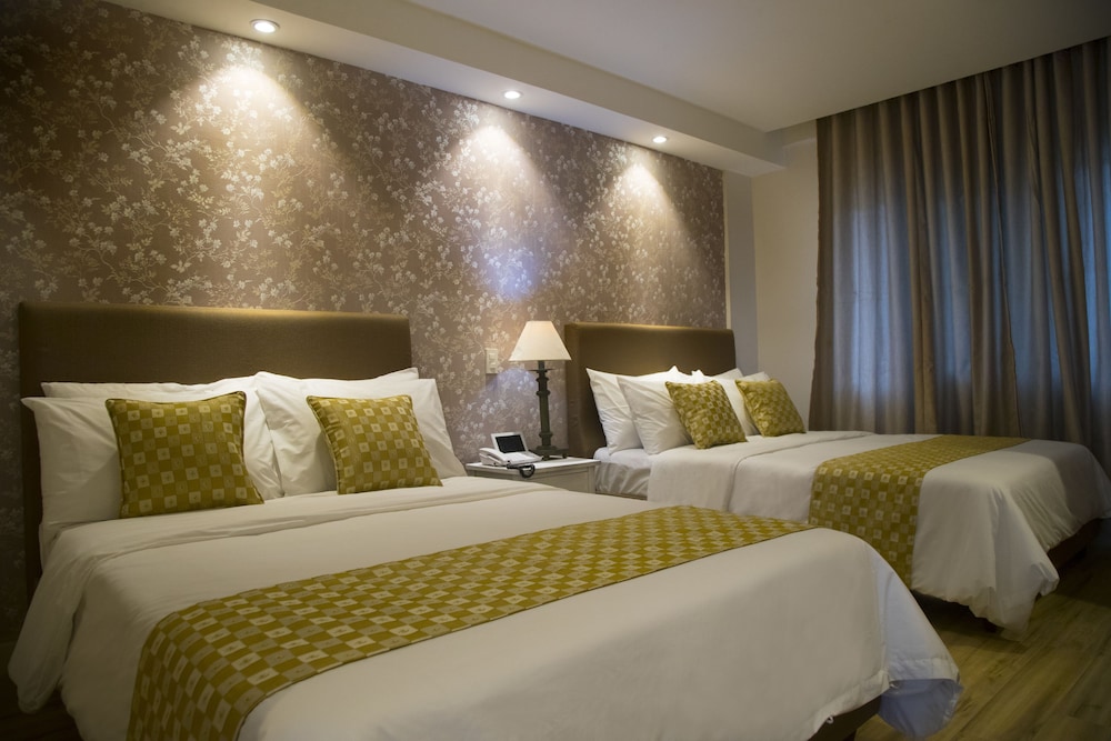 Deluxe Double Room - Photo 1