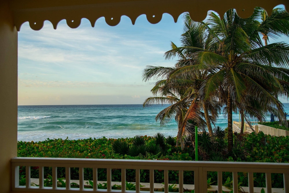 Ocean Front,Junior Suite photo 2