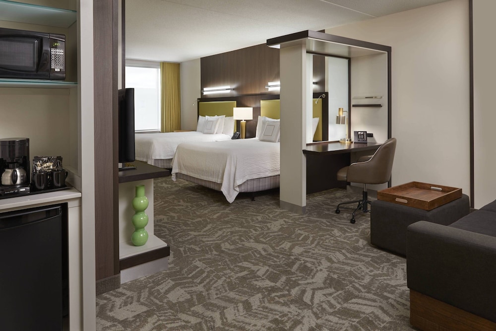 Suite, Multiple Beds
