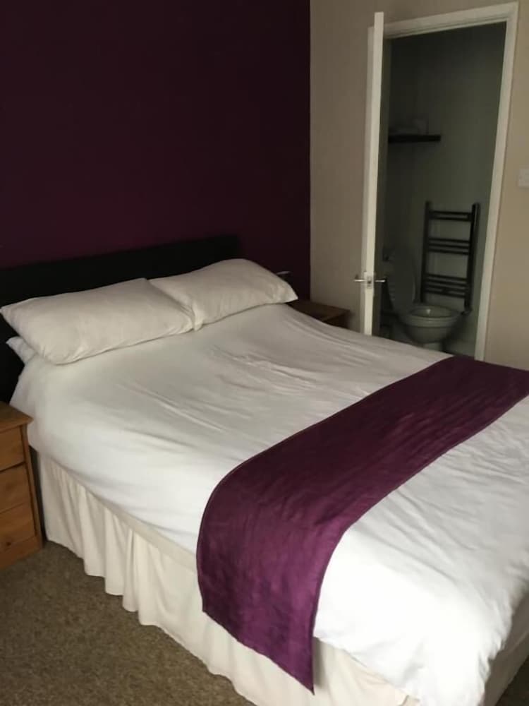 Family Triple Room, Ensuite photo 2