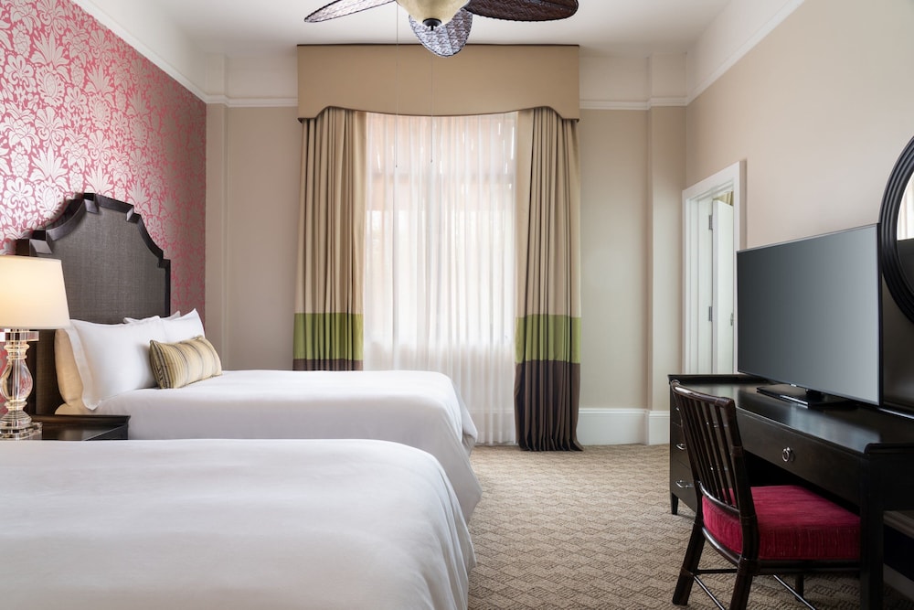 Historic Garden Suite, 1 Bedroom, 2 Doubles
