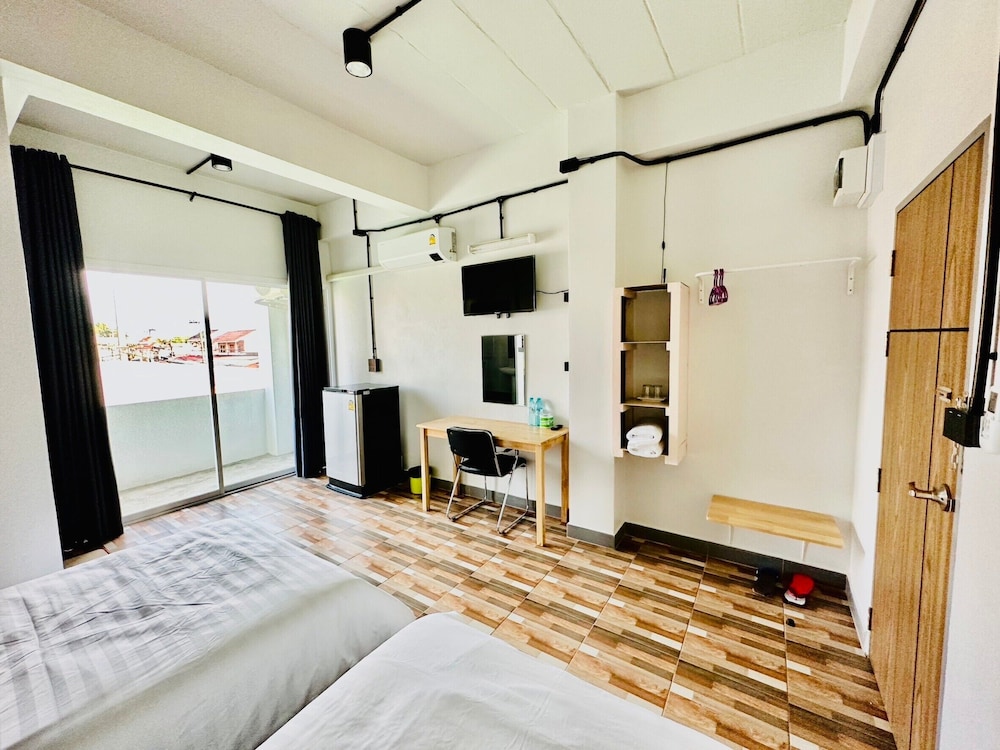 Basic Room photo 3