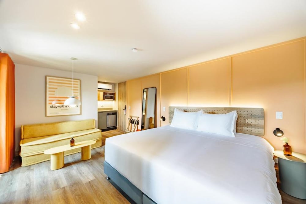 Family Apartment, 1 King Bed with Sofa bed, Balcony photo 1