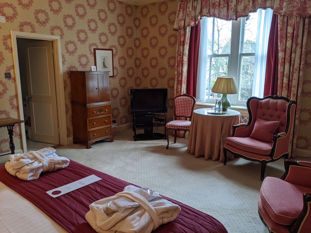 Deluxe Room, 1 King Bed - Photo 5