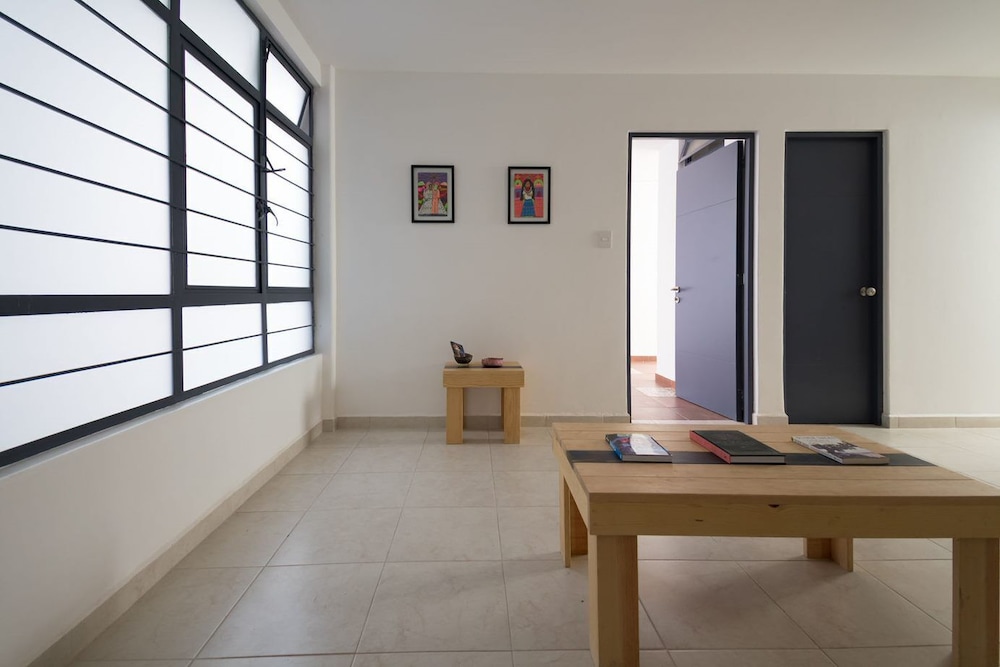 Apartment photo 3