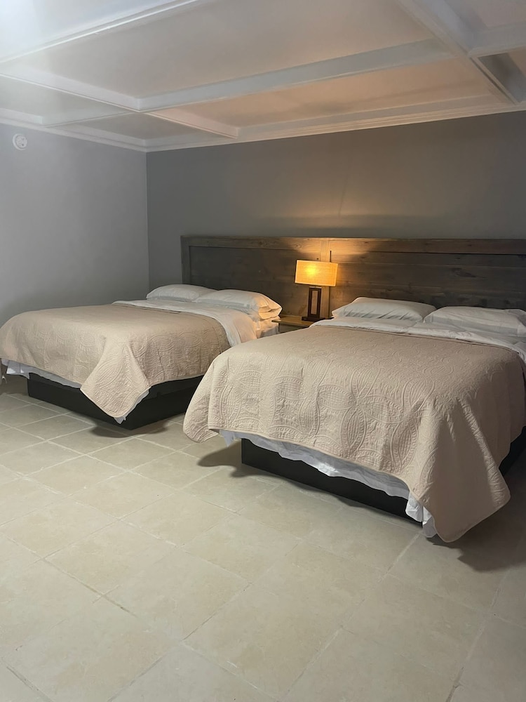 Standard Room - Photo 6