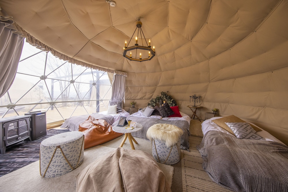 Family Dome Tent 8m (2-7 Guests) photo 2