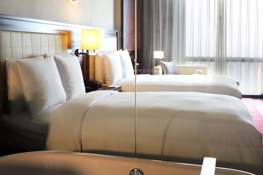 Club Room, 2 Double Beds - Photo 2