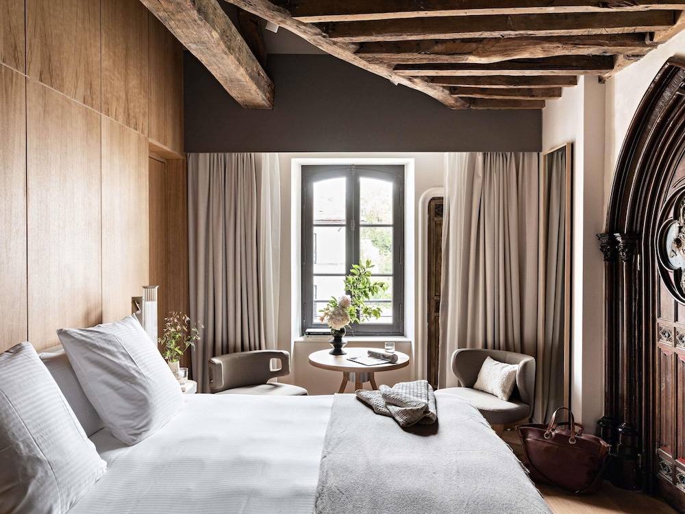 Suite, Multiple Beds (Chapelle) photo 1
