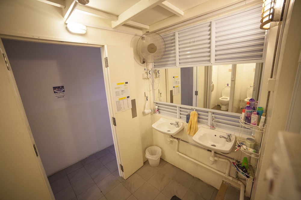Double Room With Shared Toilet photo 3